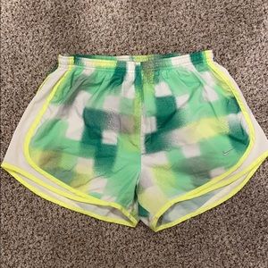 Nike Dri-Fit Shorts Medium Green Pattern